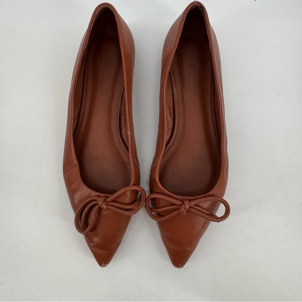 Larroude Lee Flat Caramel Leather 6.5